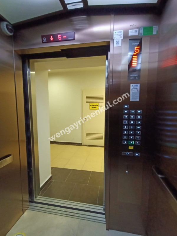 Bornova Narova 2.Etap'ta satılık 1+1 daire