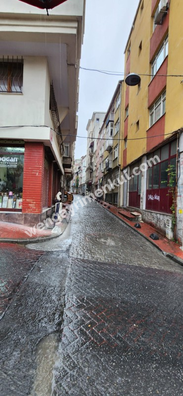 BEYOĞLU ÇATMA MESCİT MAHALLESİNDE SATILIK KOMPLE BİNA