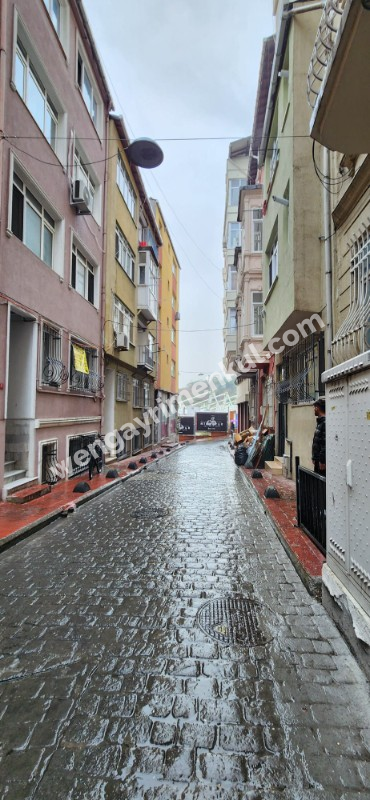 BEYOĞLU ÇATMA MESCİT MAHALLESİNDE SATILIK KOMPLE BİNA