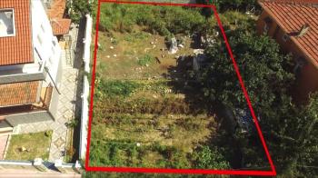 BURSA GEMLİK HİSAR TAPULU, PLAJA SADECE 80 METRE, AYRIK NİZAM TEK VİLLA YA DA İKİZ VİLLA YAPIMINA UYGUN İMARLI SATILIK 505 M2 İMARLI ARSA