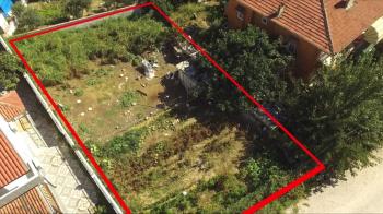 BURSA GEMLİK HİSAR TAPULU, PLAJA SADECE 80 METRE, AYRIK NİZAM TEK VİLLA YA DA İKİZ VİLLA YAPIMINA UYGUN İMARLI SATILIK 505 M2 İMARLI ARSA