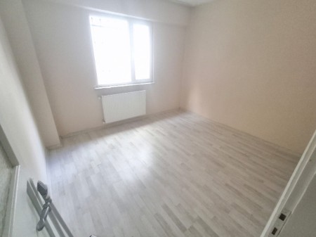 Yeşilpınar'da Metro'ya 5 Dk Yüksek Giriş 3+1 Boş Satılık Daire