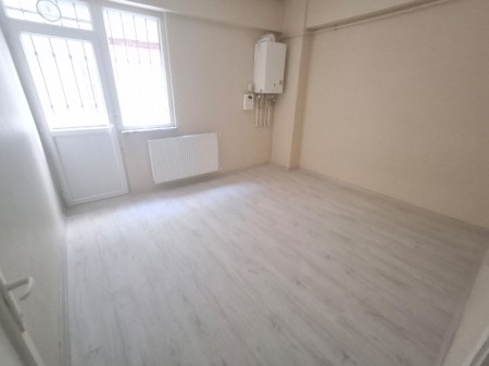 Yeşilpınar'da Metro'ya 5 Dk Yüksek Giriş 3+1 Boş Satılık Daire