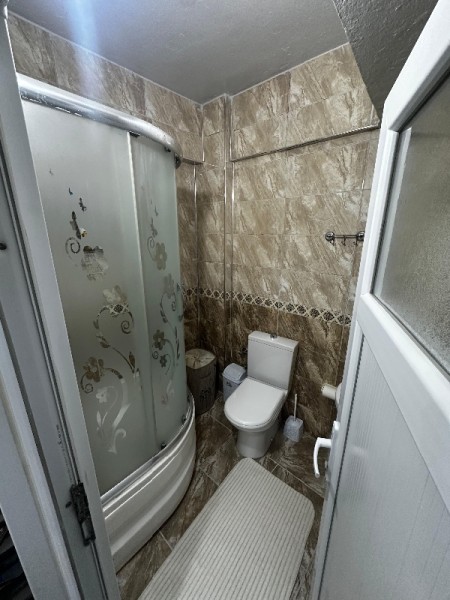 Yeşilpınar Metro'ya 4 Dk Girne Caddesinde 2+1 Arakat Satılık Daire