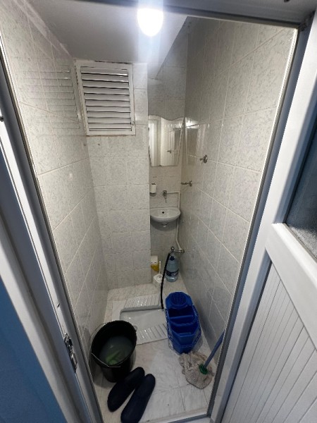 Yeşilpınar Metro'ya 4 Dk Girne Caddesinde 2+1 Arakat Satılık Daire