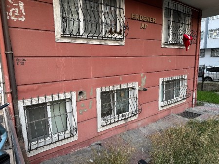 Alibey Hospital'e Yakın 3+1 İçi Sıfır Yeni Bahçe Katı Satılık Daire