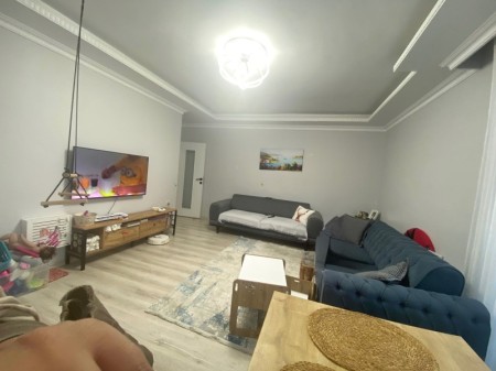 DİŞ HASTANESİNE YAKIN OTOPARKLI YENİ BİNA'DA 2+1 TEMİZ DAİRE