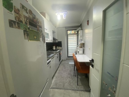 DİŞ HASTANESİNE YAKIN OTOPARKLI YENİ BİNA'DA 2+1 TEMİZ DAİRE