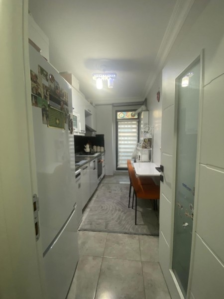 DİŞ HASTANESİNE YAKIN OTOPARKLI YENİ BİNA'DA 2+1 TEMİZ DAİRE