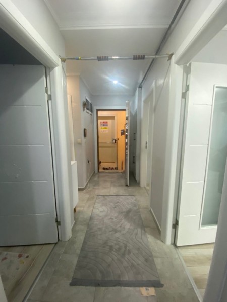 DİŞ HASTANESİNE YAKIN OTOPARKLI YENİ BİNA'DA 2+1 TEMİZ DAİRE