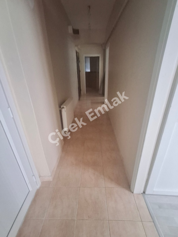 Yeşilpınar'da Metro'ya 5 Dk Yüksek Giriş 3+1 Boş Satılık Daire