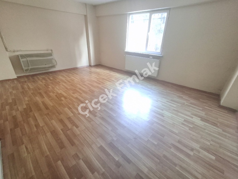 Yeşilpınar'da Metro'ya 5 Dk Yüksek Giriş 3+1 Boş Satılık Daire