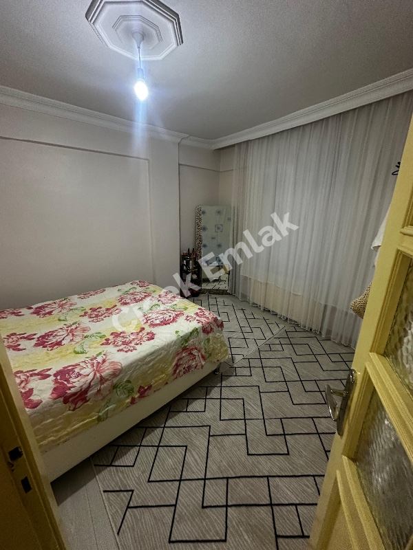 Yeşilpınar Metro'ya 4 Dk Girne Caddesinde 2+1 Arakat Satılık Daire