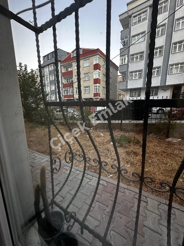 Alibey Hospital'e Yakın 3+1 İçi Sıfır Yeni Bahçe Katı Satılık Daire