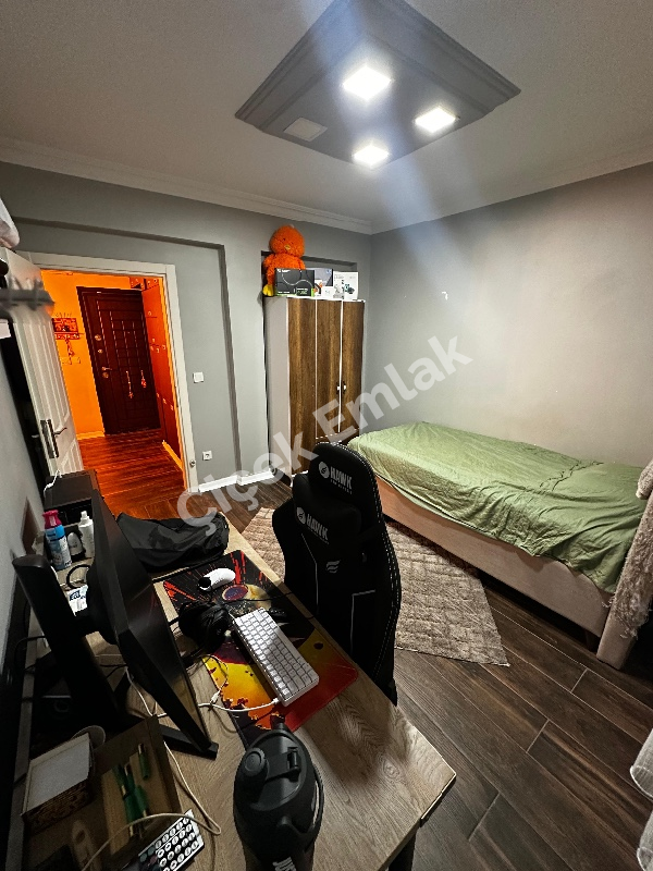 Alibey Hospital'e Yakın 3+1 İçi Sıfır Yeni Bahçe Katı Satılık Daire