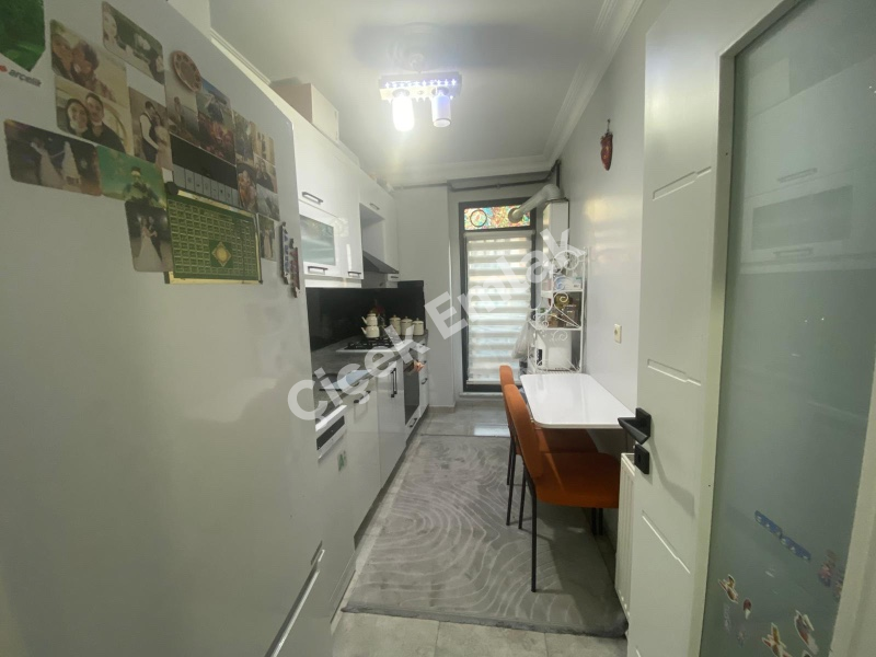 DİŞ HASTANESİNE YAKIN OTOPARKLI YENİ BİNA'DA 2+1 TEMİZ DAİRE