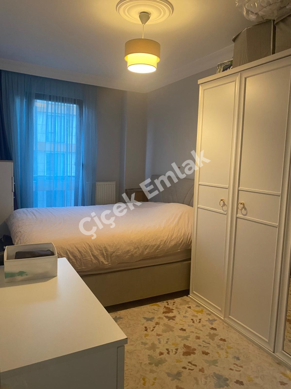 DİŞ HASTANESİNE YAKIN OTOPARKLI YENİ BİNA'DA 2+1 TEMİZ DAİRE