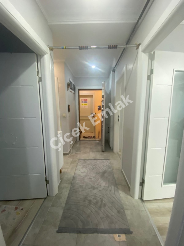 DİŞ HASTANESİNE YAKIN OTOPARKLI YENİ BİNA'DA 2+1 TEMİZ DAİRE