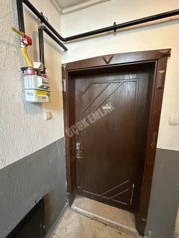 AFYON ÜÇOK EMLAKTAN İSTİKLAL MAH SATILIK 3+1 TEMİZ BAKIMLI DAİRE