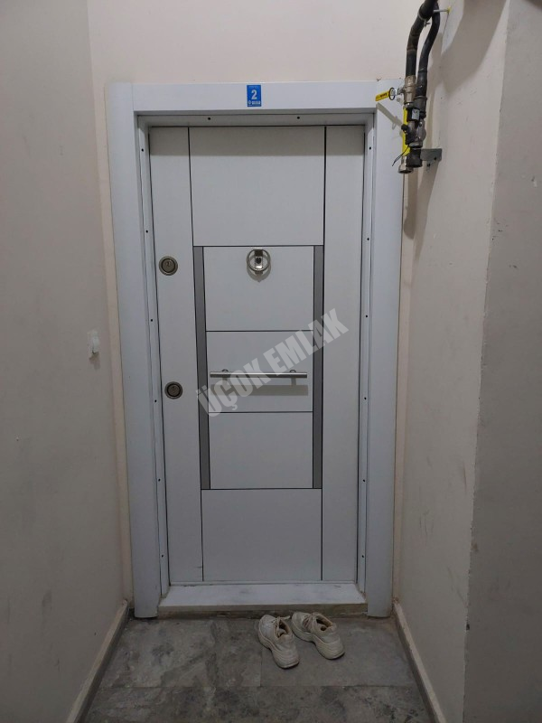 AFYON ÜÇOK EMLAKTAN ERENLER MAH 2+0 55M² KİRALIK DAİRE 