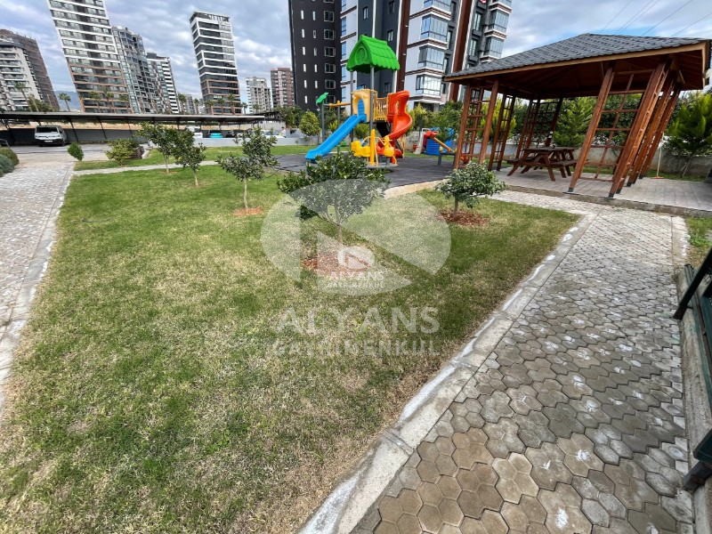 ALYANS'TAN KUSURSUZ PROJEDE YAŞAM FIRSATIYLA FULL EŞYALI 3+1