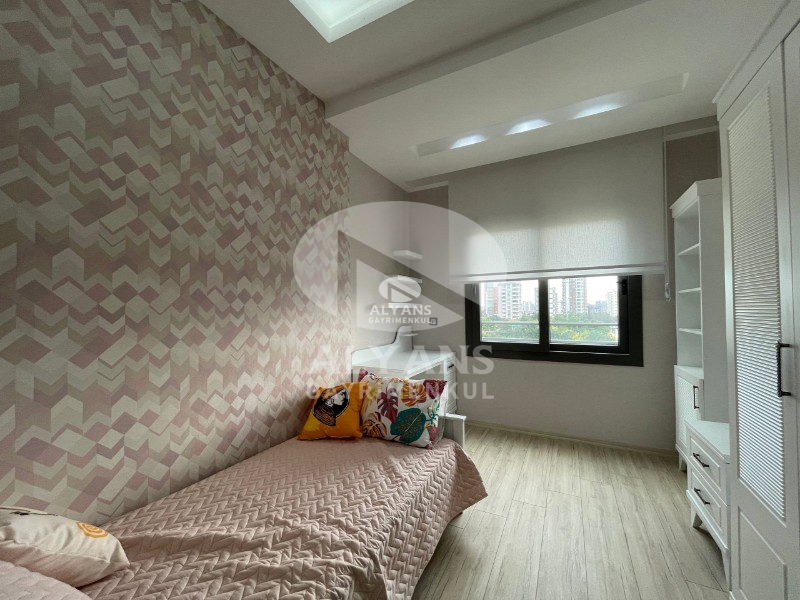 ALYANS'TAN KUSURSUZ PROJEDE YAŞAM FIRSATIYLA FULL EŞYALI 3+1