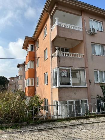 Gönen Kurtuluş mahallesinde satılık masrafsız 3+1 daire