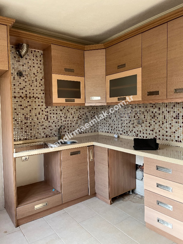 Gönen Kurtuluş mahallesinde satılık masrafsız 3+1 daire