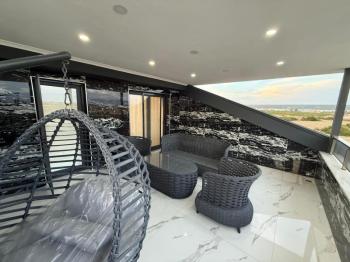  DİDİM CUMHURİYET MAHALLESİNDE  KÖŞEBAŞI KONUMDA ULTRA LÜKS 5+1 MÜSTAKİL HAVUZLU OTOPARKLI VİLLA