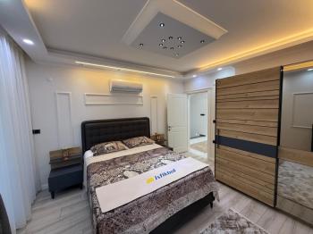  DİDİM CUMHURİYET MAHALLESİNDE  KÖŞEBAŞI KONUMDA ULTRA LÜKS 5+1 MÜSTAKİL HAVUZLU OTOPARKLI VİLLA