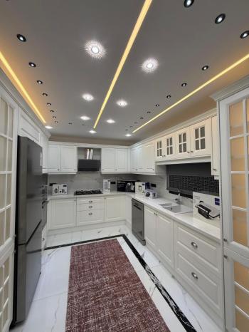  DİDİM CUMHURİYET MAHALLESİNDE  KÖŞEBAŞI KONUMDA ULTRA LÜKS 5+1 MÜSTAKİL HAVUZLU OTOPARKLI VİLLA