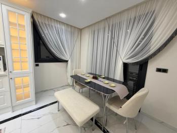  DİDİM CUMHURİYET MAHALLESİNDE  KÖŞEBAŞI KONUMDA ULTRA LÜKS 5+1 MÜSTAKİL HAVUZLU OTOPARKLI VİLLA