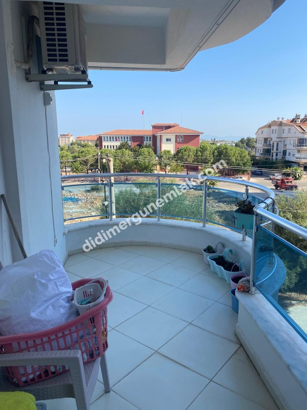 DİDİM EFELER MAHALLESİNDE GENİŞ ,AYRI MUTFAKLI, MASRAFSIZ 2+1 SATILIK DAİRE