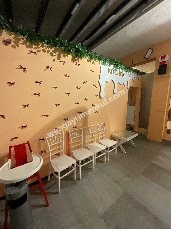 DEVREN KİRALIK BORNOVA DA 100 KİŞİLİK FIRSAT İŞLETME