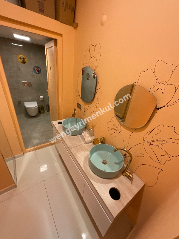 DEVREN KİRALIK BORNOVA DA 100 KİŞİLİK FIRSAT İŞLETME