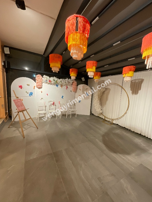 DEVREN KİRALIK BORNOVA DA 100 KİŞİLİK FIRSAT İŞLETME