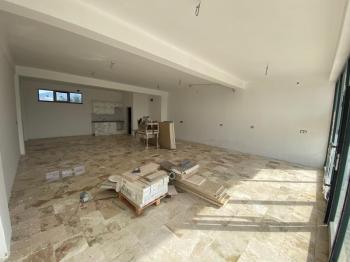 İSKELE YOLUNDA KİRALIK İŞYERİ