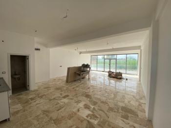 İSKELE YOLUNDA KİRALIK İŞYERİ