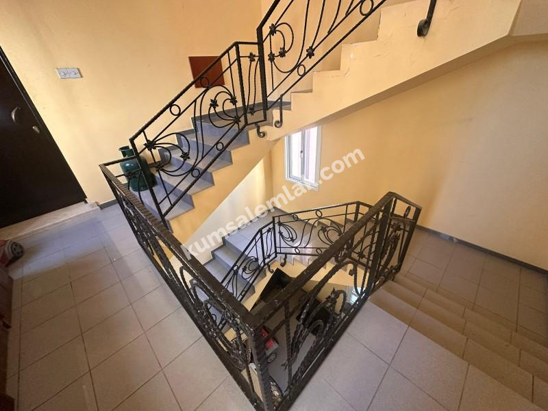 LEFKOŞA DUMLUPINAR'DA  SATILIK FUL EŞYALI TÜRK MALI DAİRE