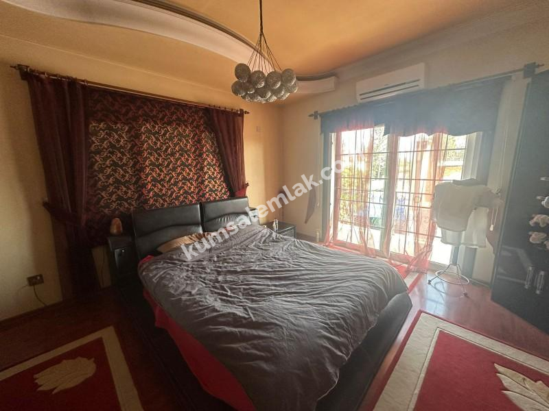 LEFKOŞA DUMLUPINAR'DA  SATILIK FUL EŞYALI TÜRK MALI DAİRE