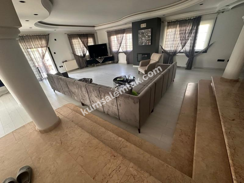 LEFKOŞA DUMLUPINAR'DA  SATILIK FUL EŞYALI TÜRK MALI DAİRE