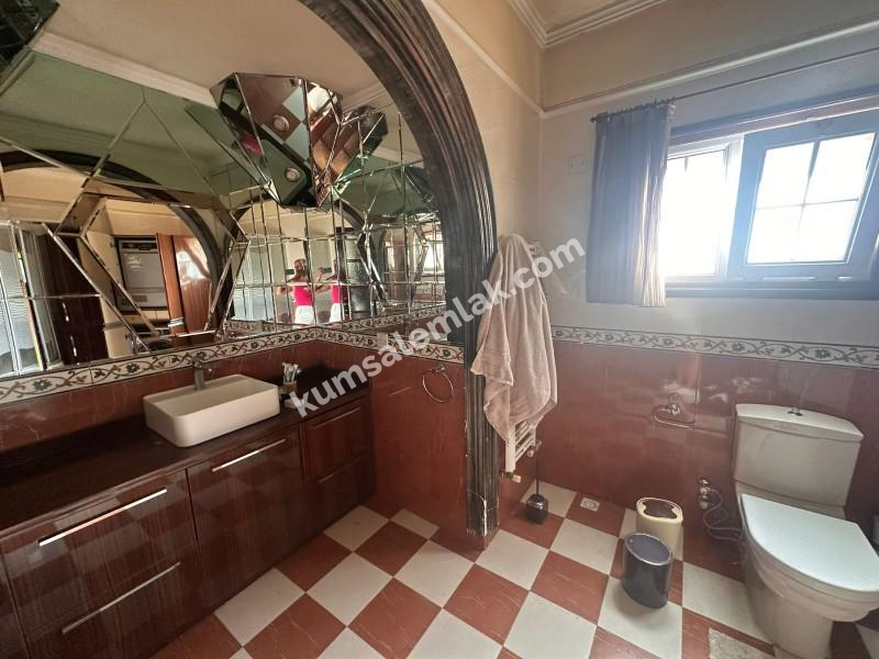 LEFKOŞA DUMLUPINAR'DA  SATILIK FUL EŞYALI TÜRK MALI DAİRE