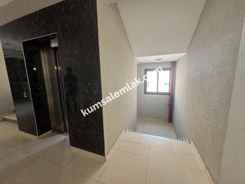 K.KAYMAKLI'DA PENTHOUSE ( EŞYALI ) ARAÇ TAKASINA AÇIK