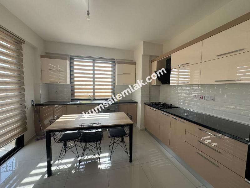 K.KAYMAKLI'DA PENTHOUSE ( EŞYALI ) ARAÇ TAKASINA AÇIK