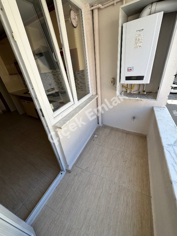 Yeşilpınar'da 3+1 Arakat Kiralık Daire