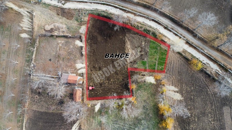 AFYON ÜÇOK EMLAKTAN ATAKÖYDE SATILIK 1.969M² GÜZEL KONUMDA BAHÇE