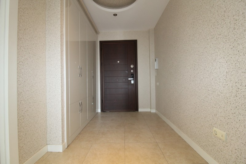 ASLAN'DAN MEZİTLİ MERKEZ DE SOSYAL TESİSLİ, SİTE İÇİ, GENİŞ 3+1