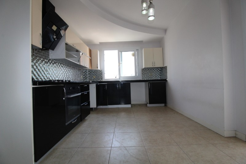 ASLAN'DAN MEZİTLİ MERKEZ DE SOSYAL TESİSLİ, SİTE İÇİ, GENİŞ 3+1