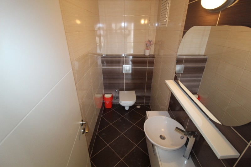 ASLAN'DAN MEZİTLİ MERKEZ DE SOSYAL TESİSLİ, SİTE İÇİ, GENİŞ 3+1