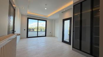 Elmas’tan 75.Yıl’da Her Köşesi Özel Tasarlanmış Ultra Lüks Villa!